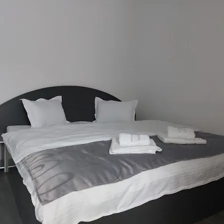 La Maria Motel *